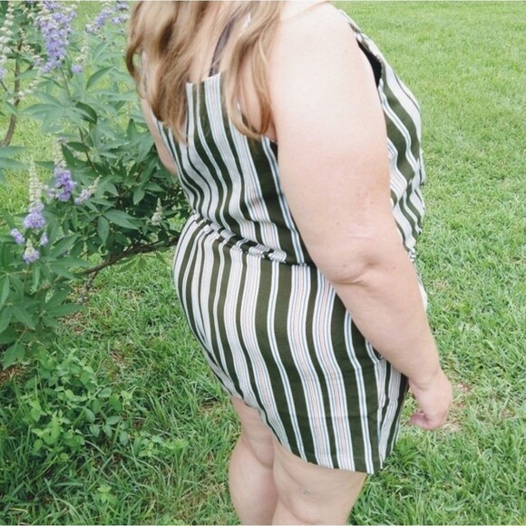 Green Striped Romper 2 Piece 2X - Picture 5 of 7